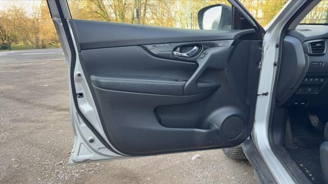 Nissan X-Trail image 4