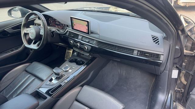 Audi A4 Avant image 9