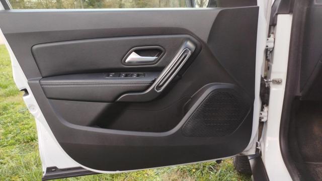 Dacia Duster image 4