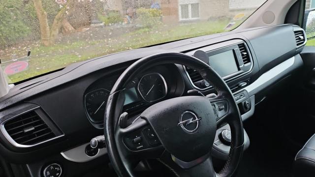 Opel Zafira Life image 3