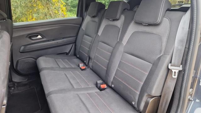 Dacia Jogger image 5