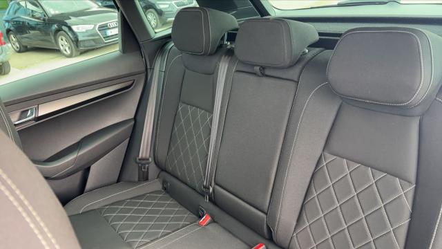 Skoda Karoq image 5
