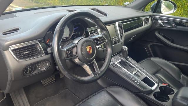 Porsche Macan image 9
