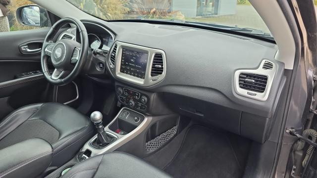 Jeep Compass image 6