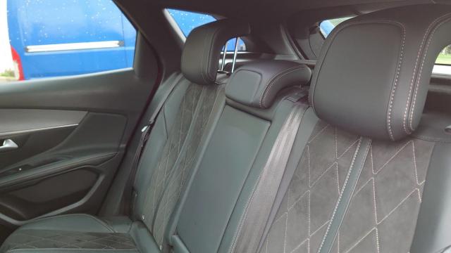 Peugeot 3008 image 1