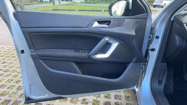 Peugeot 308 image 4
