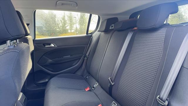 Peugeot 308 image 3