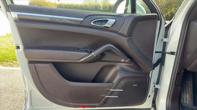 Porsche Cayenne image 3