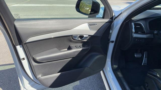 Volvo Xc90 image 9