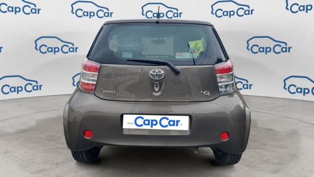 Toyota Iq image 5