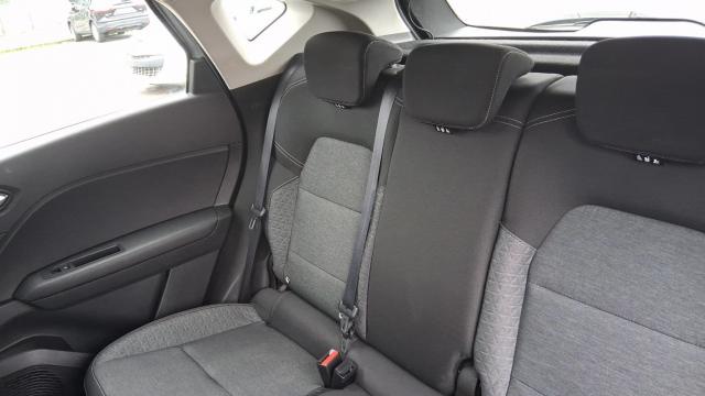 Renault Captur image 6