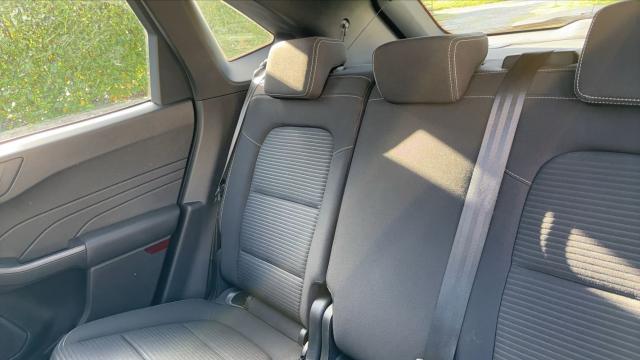 Ford Kuga image 3