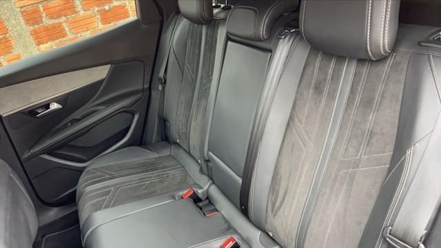 Peugeot 3008 image 3