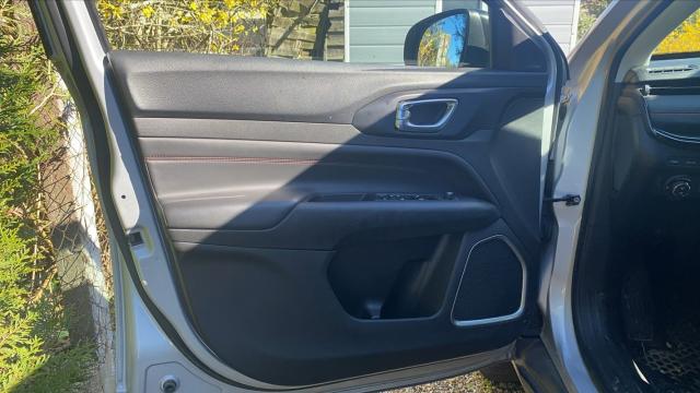 Jeep Compass image 9