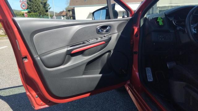 Renault Clio image 2