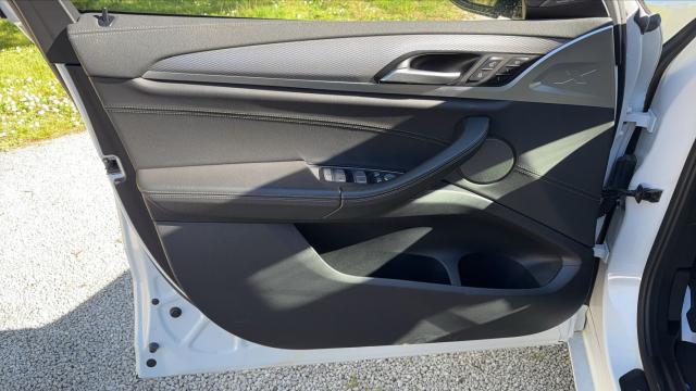 Bmw X4 image 2