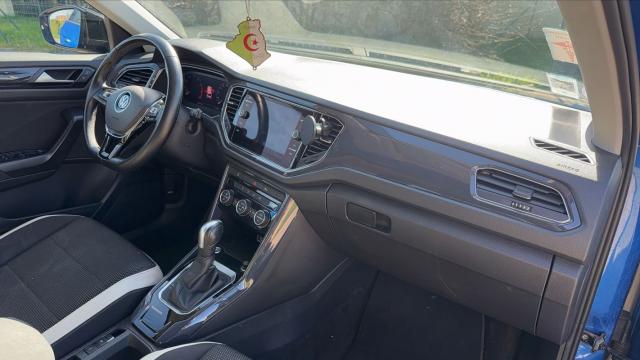 Volkswagen T-Roc image 3