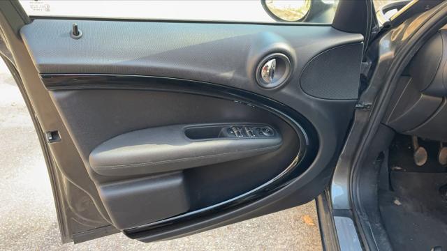 Mini Countryman image 2