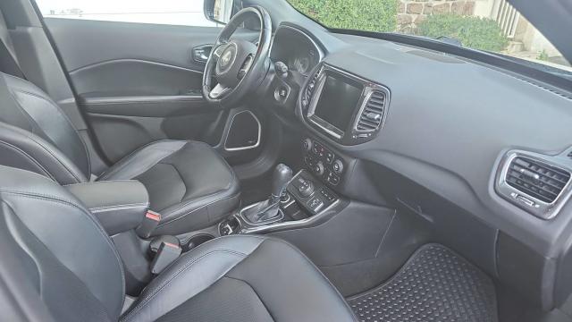 Jeep Compass image 9