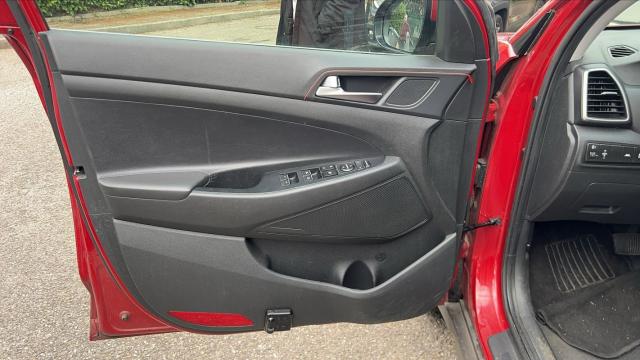 Hyundai Tucson image 3