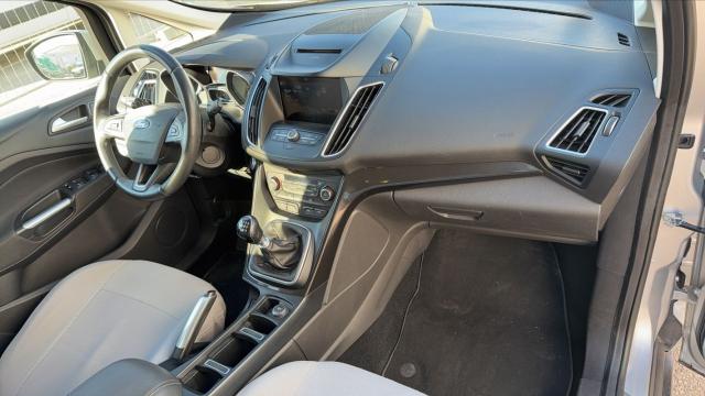 Ford C-Max image 4