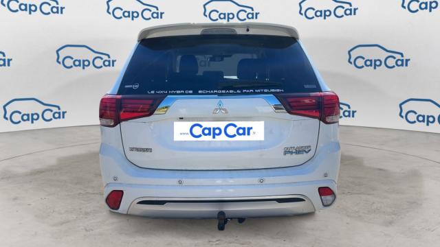 Mitsubishi Outlander image 5