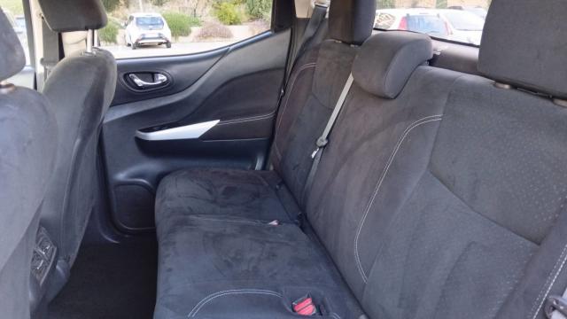Nissan Navara image 4