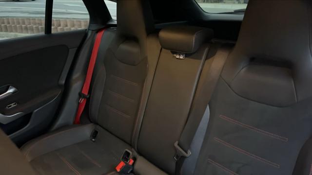 Mercedes Benz Cla Shooting Brake image 9