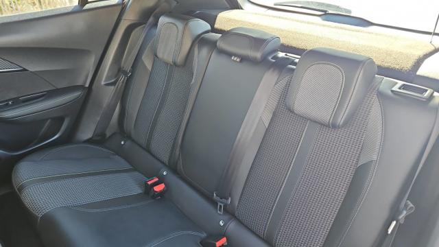 Peugeot 2008 image 3
