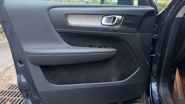 Volvo Xc40 image 1