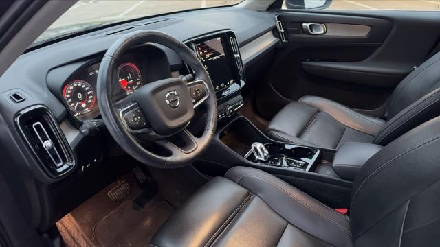 Volvo Xc40 image 3