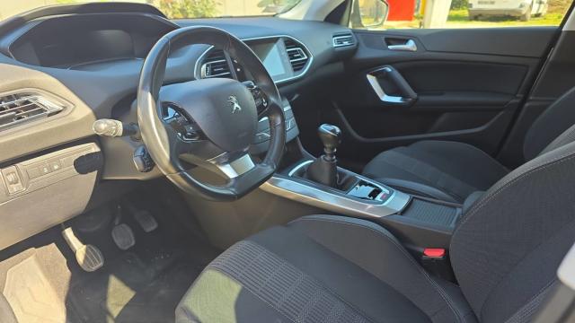 Peugeot 308 image 4