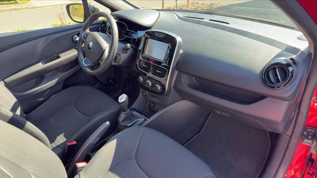 Renault Clio image 9