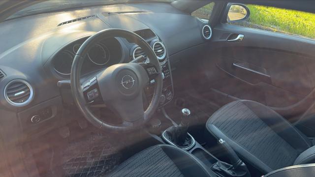 Opel Corsa image 4
