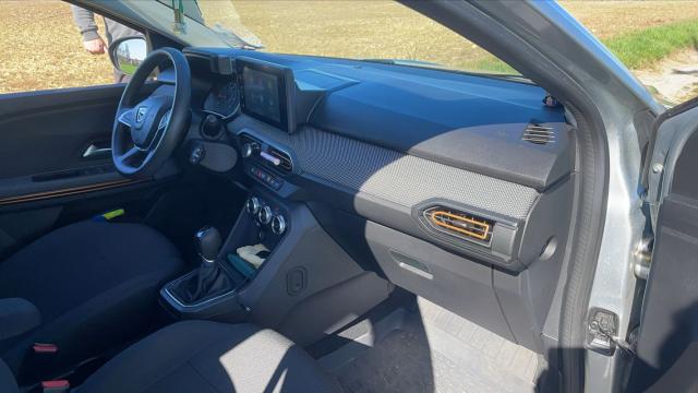 Dacia Sandero image 9