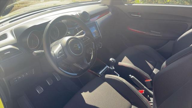 Suzuki Swift image 7