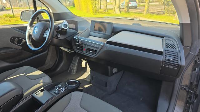 Bmw I3 image 2