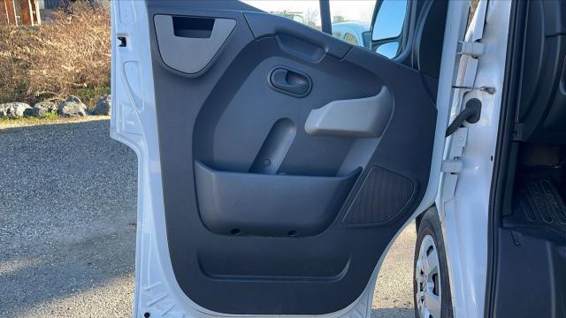 Opel Movano image 9