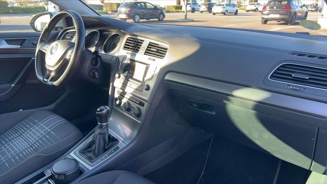 Volkswagen Golf image 2