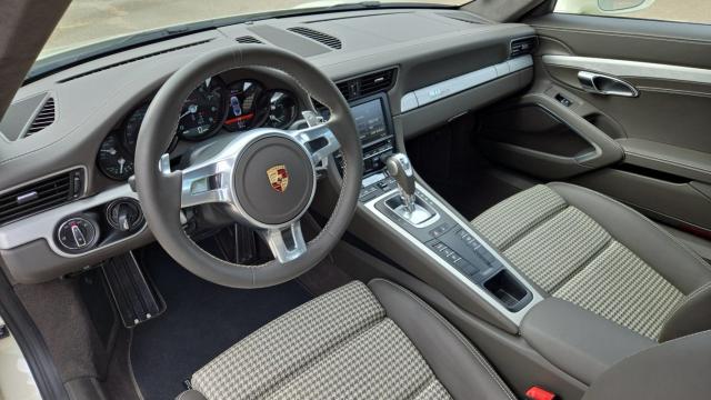 Porsche 911 image 3
