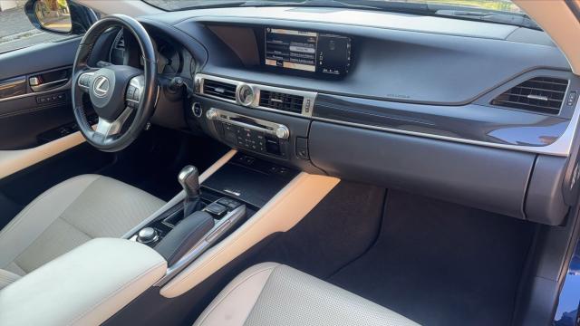 Lexus Gs image 6