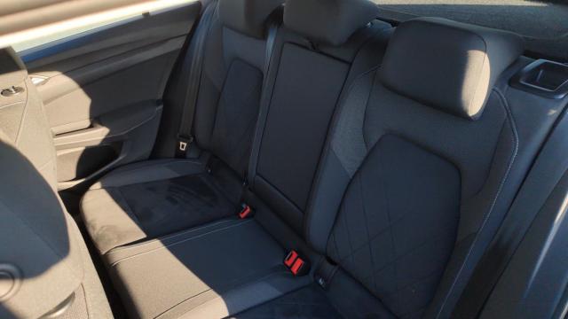 Volkswagen Golf image 7