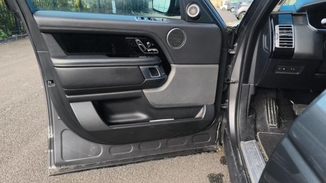 Land Rover Range Rover image 1