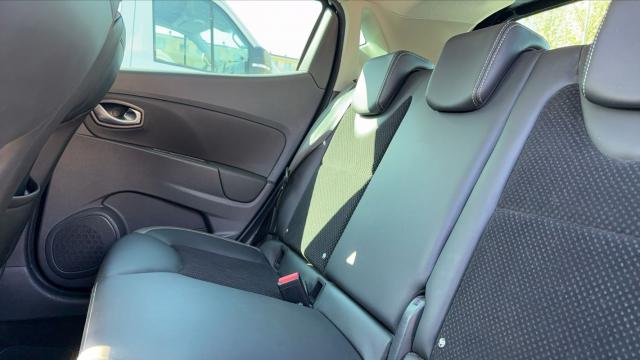 Renault Clio image 9