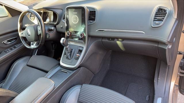 Renault Scénic image 3