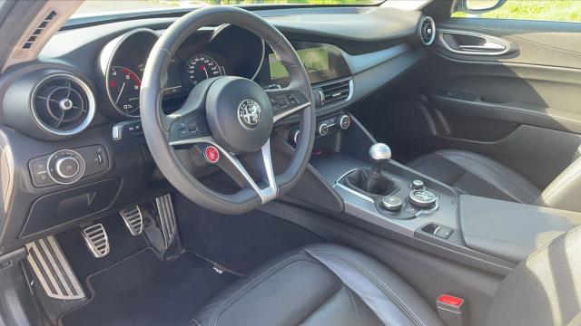 Alfa Romeo Giulia image 6