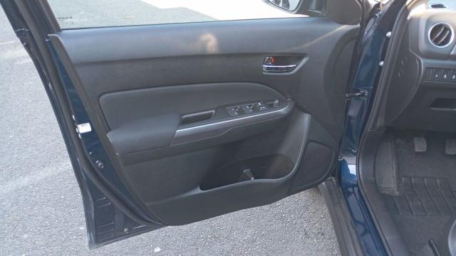 Suzuki Vitara image 3