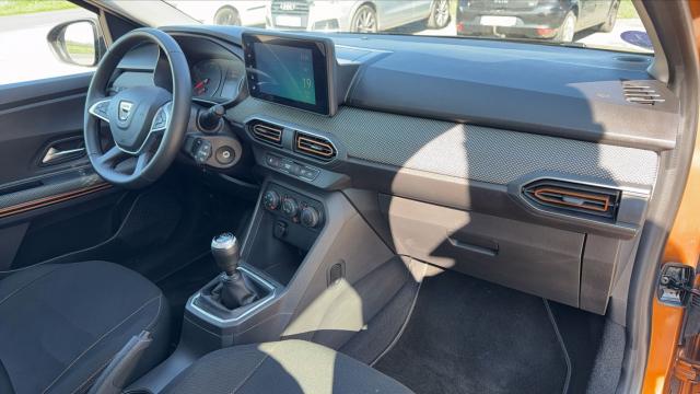 Dacia Sandero image 4