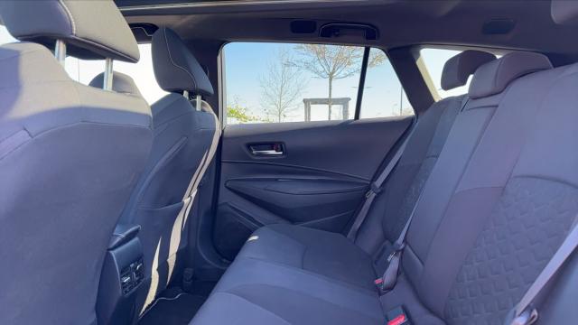 Toyota Corolla Touring Sports image 8