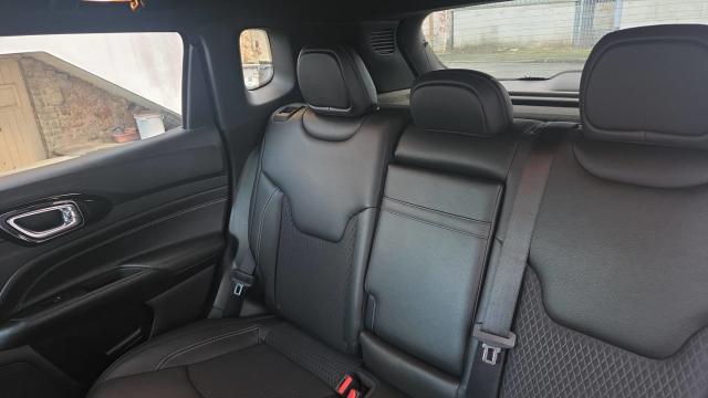 Jeep Compass image 8